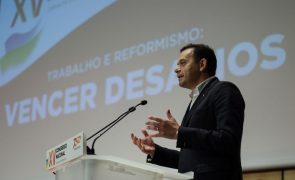 Líder do PSD defende que imigrantes devem trazer famílias para Portugal
