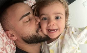 Diogo Piçarra emociona fãs ao mostrar noiva e filha em palco