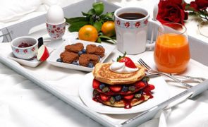 Corações de chocolate - O pequeno-almoço mais romântico para o Dia dos Namorados
