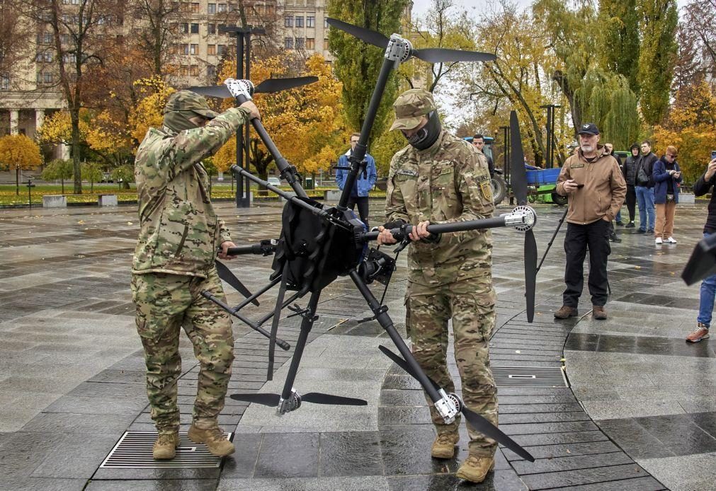 Forças armadas da Ucrânia têm mais de 1.700 'drones' e 3.500 militares treinados para usá-los