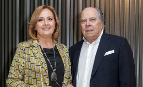 Fátima Campos Ferreira de rastos com morte do marido: 