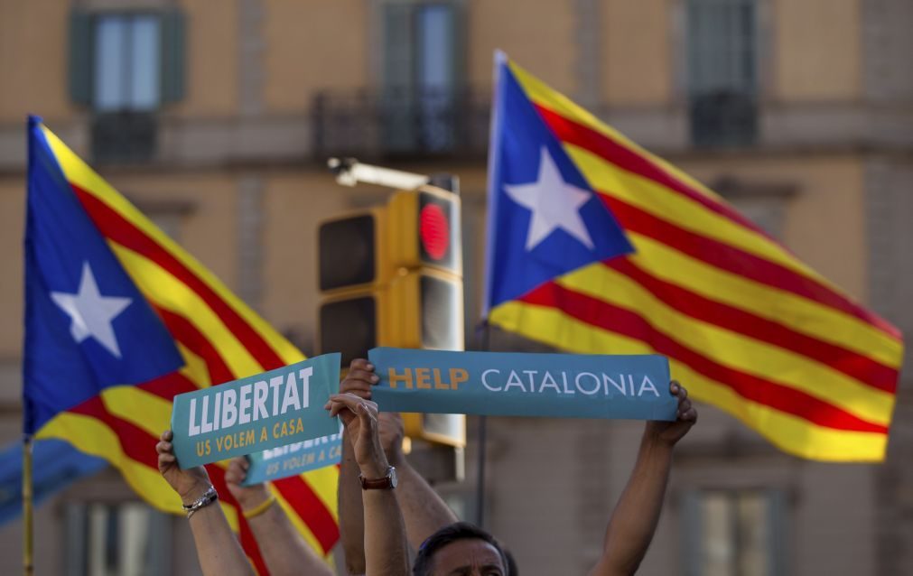 Catalunha: Extrema-esquerda regional quer a «desobediência civil massiva»