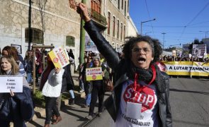 PGR aponta divergência entre pré-avisos de greve e explicações aos docentes