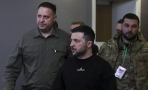 PCP considera condecoração de Zelensky uma 
