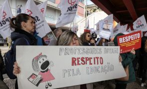 Conselho das Escolas recomenda recuperação do tempo de serviço dos professores