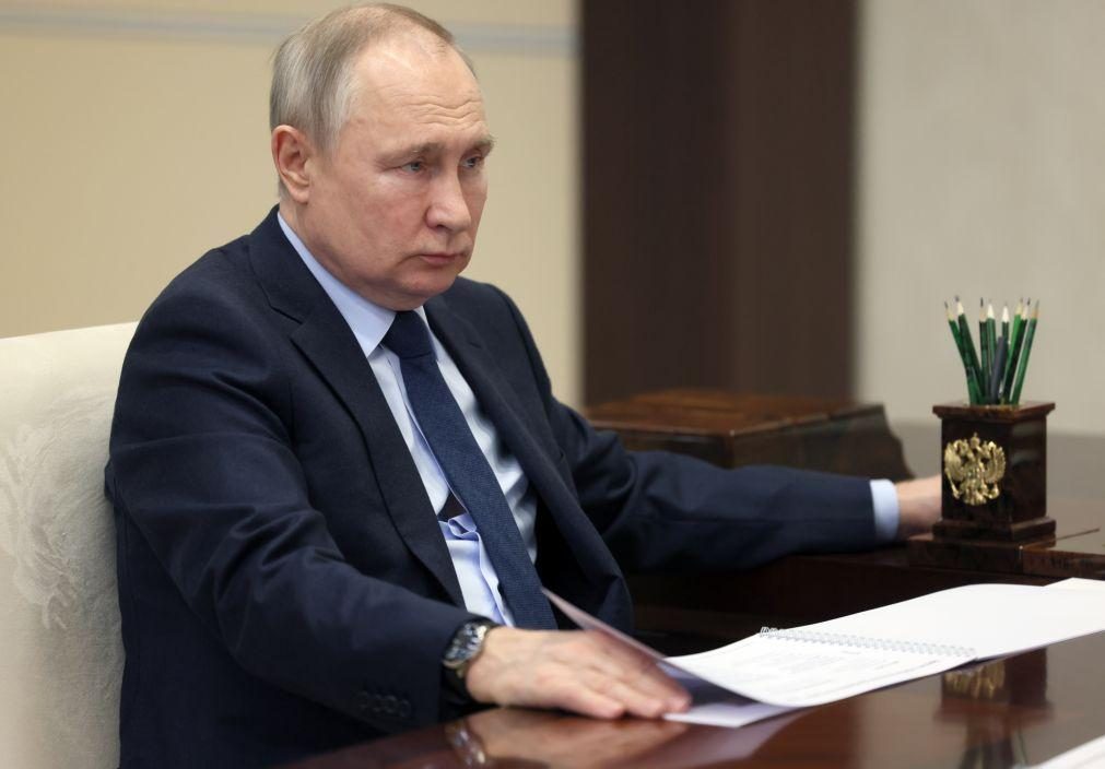 Putin assinala 30 anos da Gazprom e acusa Ocidente de