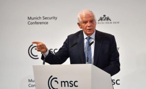 Borrell insiste junto dos 27 que enviem munições para a Ucrânia enquanto discutem compras conjuntas