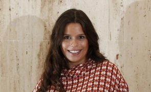 Diana Baia Pinto Mãe pela segunda vez! Mostra-se com Alice nos braços...