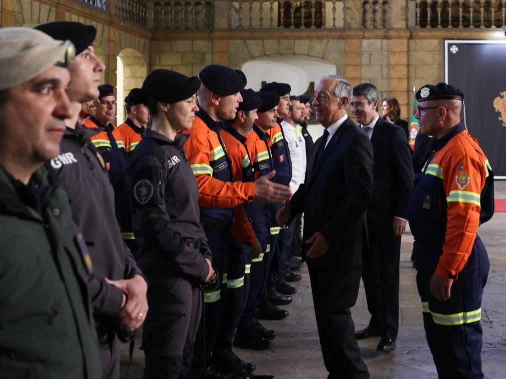 Marcelo condecorou equipa de resgate portuguesa na Turquia com Ordem do Mérito