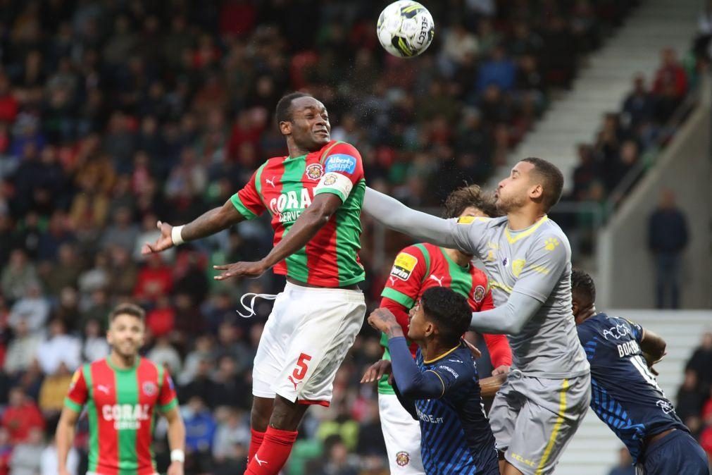 Marítimo vence Santa Clara e deixa zona de descida por troca com açorianos