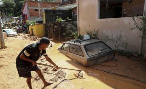 Número de mortes causadas por fortes chuvas no Brasil sobe para 64