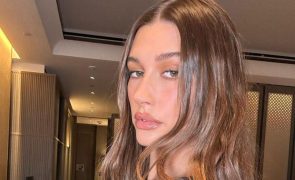 Selena Gomez - Defende Taylor Swift após provocação de Hailey Bieber