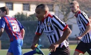Jogador do Lavrense em estado crítico depois de ter sido esfaqueado à porta de bar