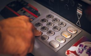 As cinco comissões bancárias mais bizarras que os Bancos nos cobram