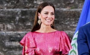 Kate Middleton - Inspira-se em look de princesa Diana para assistir a jogo de rugby