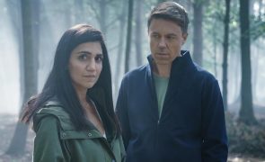 Ator Andrew Buchan troca mulher, estrela de Downton Abbey, por colega de elenco também casada