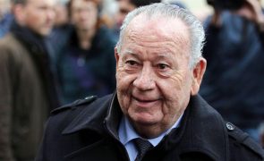 Goleador francês Just Fontaine morre aos 89 anos