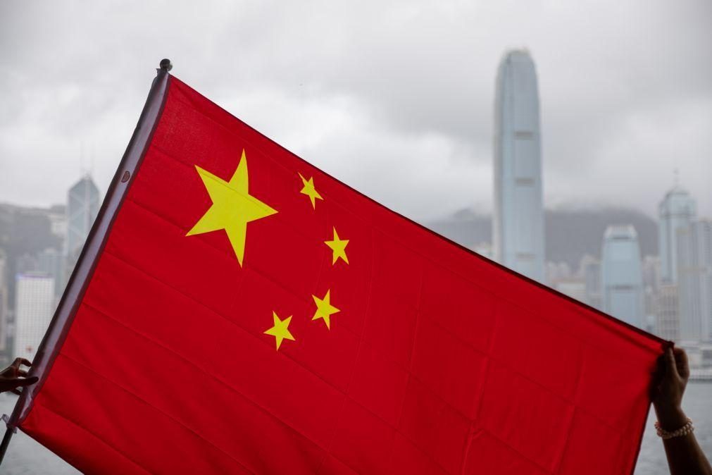China nega fornecimento de armas à Rússia e lembra relação amigável com Portugal