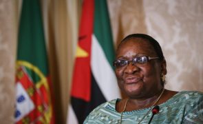Ucrânia: Moçambique privilegia uma 