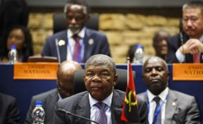 Presidente angolano rejeita repressão de manifestações no país