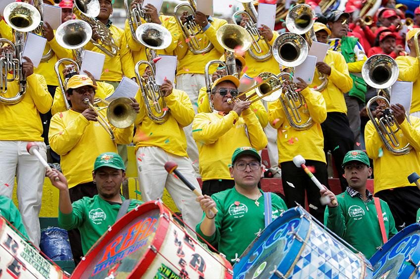 Carnaval com muita música na Bolívia
