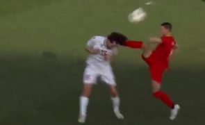 Nem imagina os segundos de que este jogador necessitou para ser expulso