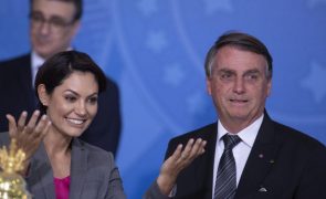 Ex-governo brasileiro tentou levar ilegalmente joias para mulher de Bolsonaro