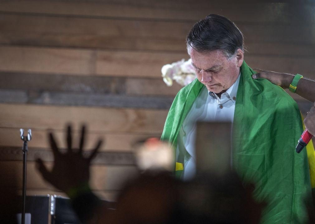 Jair Bolsonaro promete regressar ao Brasil ainda este mês