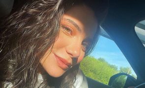 Carolina Carvalho regressa ao trabalho um mês depois de ser mãe: 