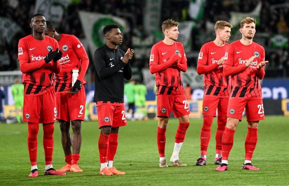 Eintracht empata e falha 'assalto' à 'Champions' na Alemanha