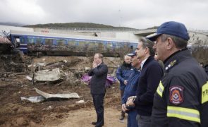 Governo grego pede prioridade na investigação criminal de acidente ferroviário