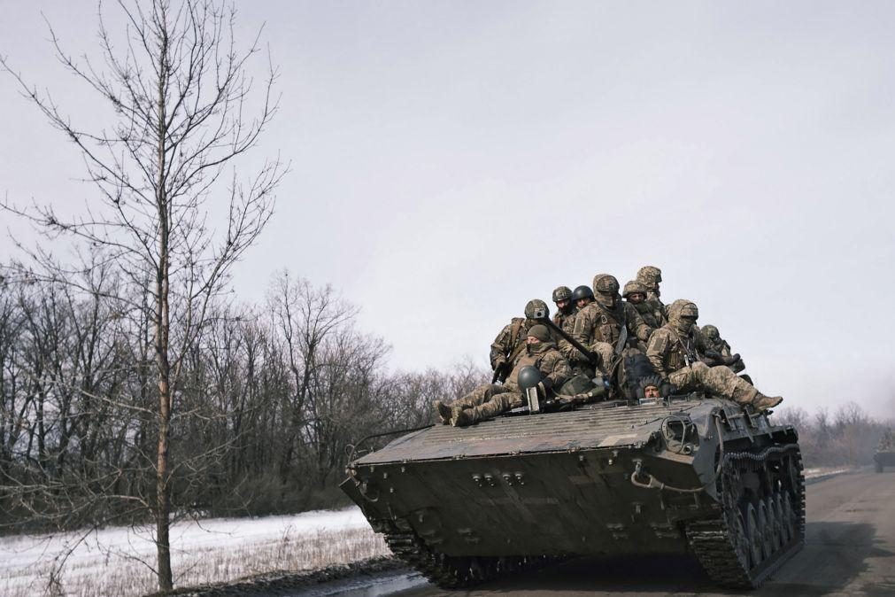 Kiev anuncia reforço das posições militares em Bakhmut