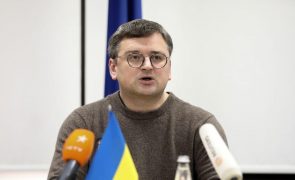 MNE ucraniano exige inquérito do TPI a alegada execução de prisioneiro