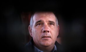 Sociedade nunca será realmente democrática sem igualdade entre homens e mulheres
