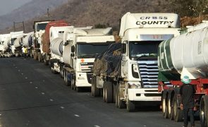 Transportadores rodoviários suspendem rota entre Moçambique e África do Sul