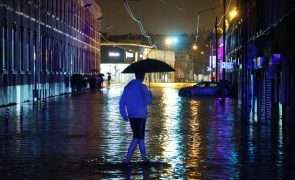 Proteção Civil avisa para chuva, vento forte e agitação marítima até 5.ª feira