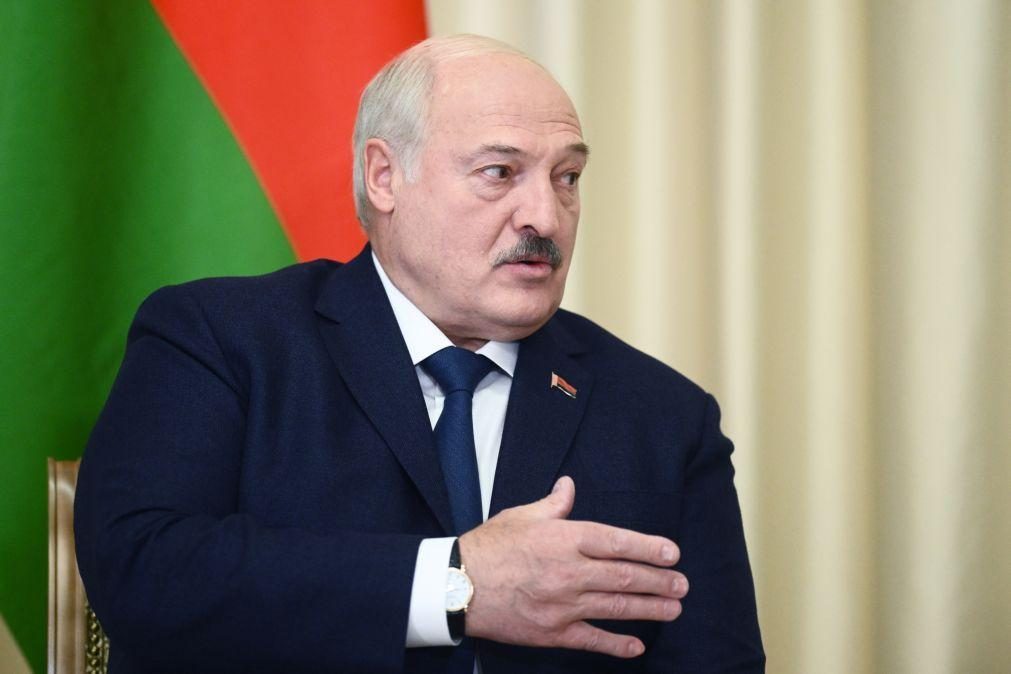 Presidente bielorrusso confirma ataque a avião de guerra russo em Minsk