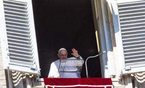 Papa destaca cultura de opressão patriarcal e violência contra as mulheres