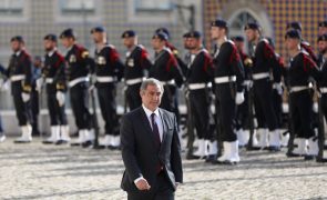 Presidente do Governo dos Açores recusa moção de confiança e ser 