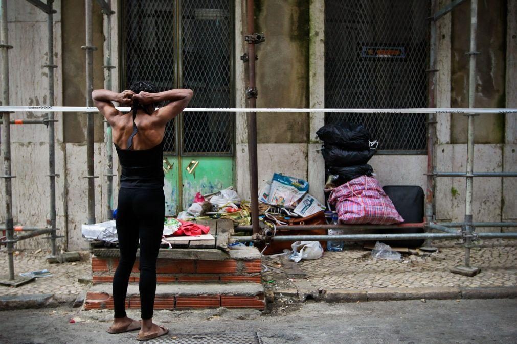 Trabalhadoras do sexo devem ser ouvidas para regular atividade -- Rede 8 de março