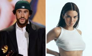 Bad Bunny apanhado aos beijos a Kendall Jenner