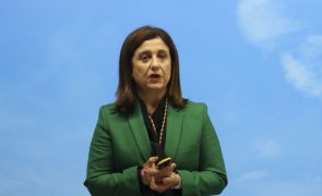 Chairman' e presidente executiva da TAP ainda em funções sem saber data de saída