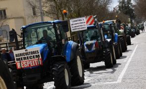 Agricultores serpenteiam ruas de Beja em protesto contra políticas do Governo