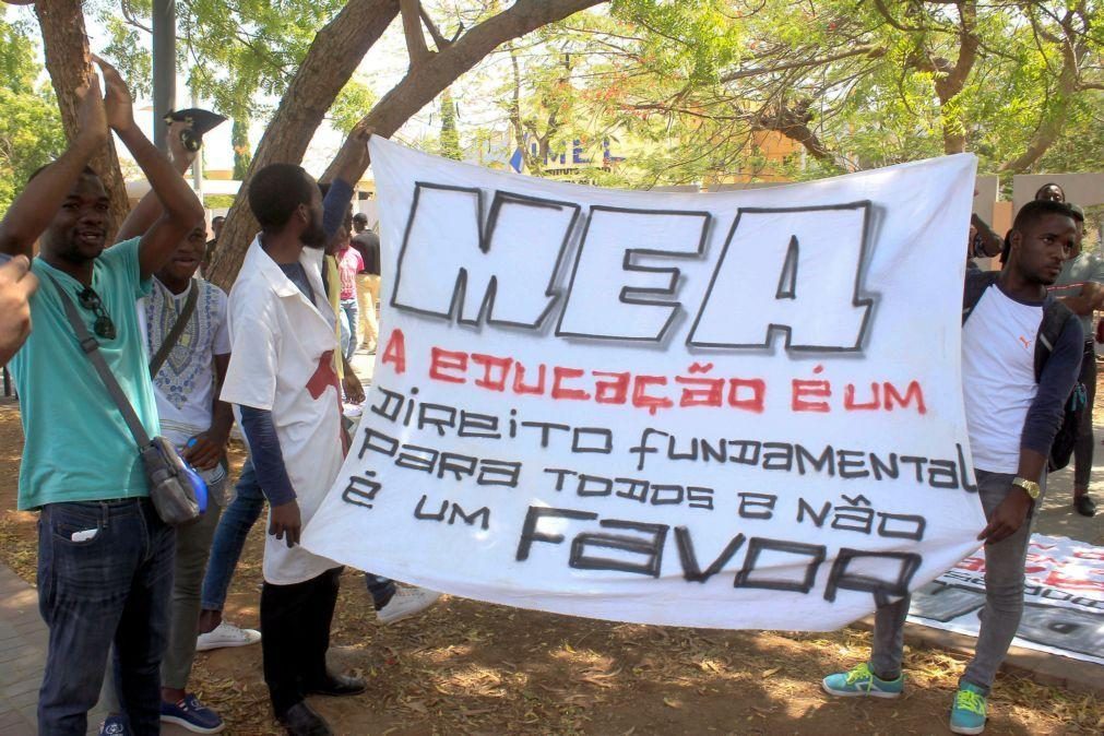Estudantes do ensino superior angolano solidários com professores em greve