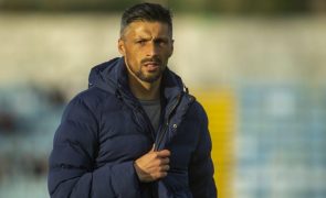 Treinador do Vitória prevê jogo 