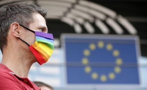 Portugal associa-se à Comissão Europeia em ação contra Hungria por lei anti-LGBT+