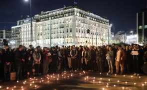 Governo grego indemniza famílias de 57 vítimas do acidente ferroviário
