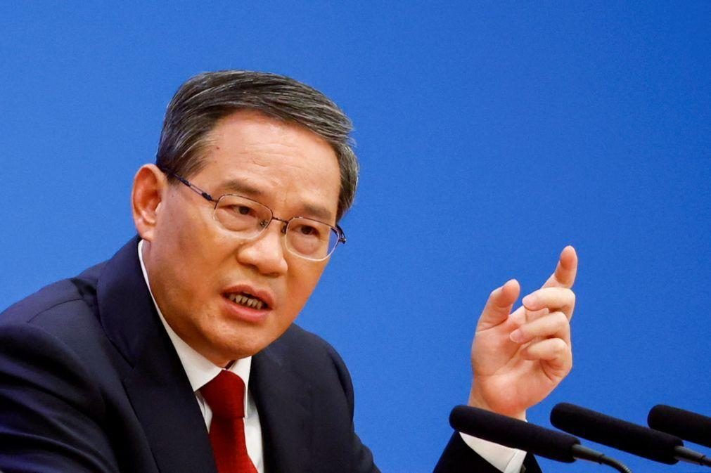 PM chinês admite que vai ser