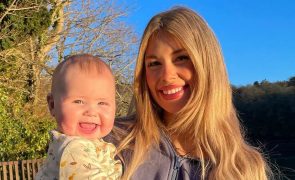 Influencer desfaz-se em lágrimas depois de gozada por nome escolhido para o filho
