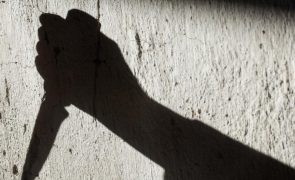 Avô mata neta, de 7 anos, à facada em Vialonga: 